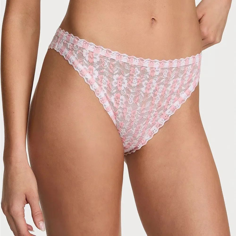Victoria’s Secret *THE LACIE* Sz M French Cut Pink Stripe Lace Panty